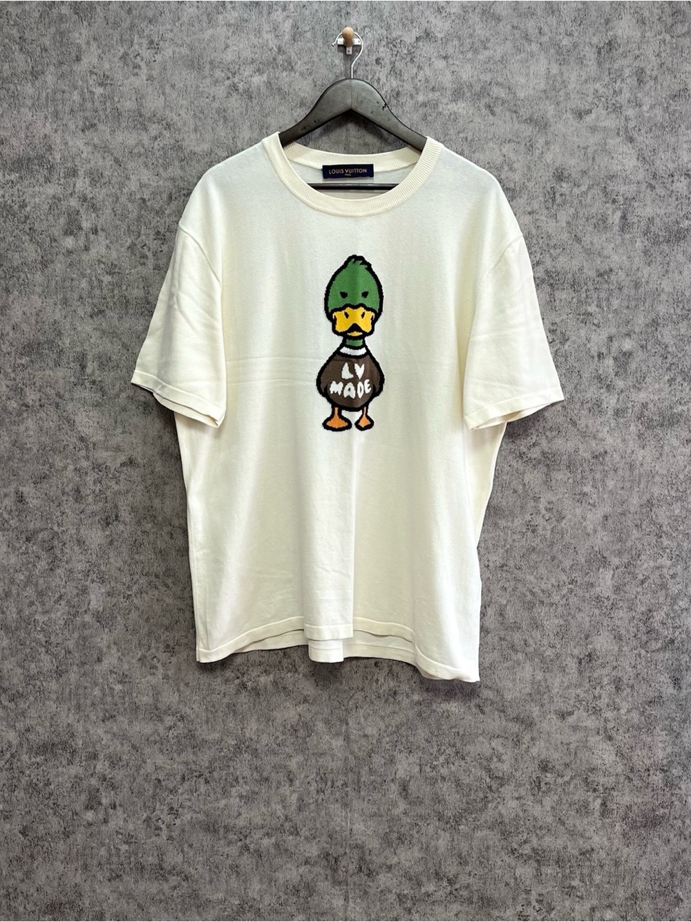Louis Vuitton Cream Short Sleeve Tee with Green & Brown Duck Graphic